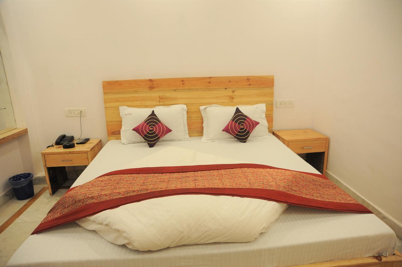 Hotel Delhi Fantastic Near New Delhi Train Station Exterior photo